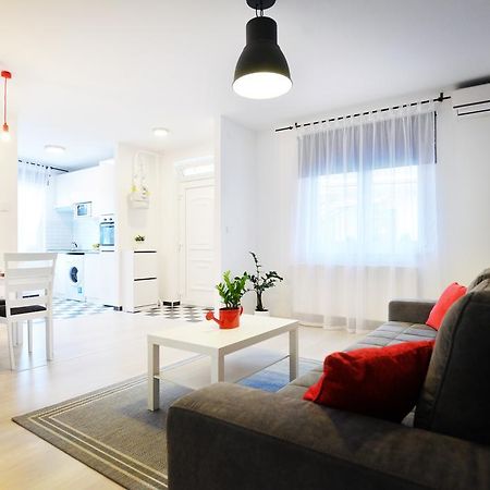 Enjoy Apartman Έγκερ Εξωτερικό φωτογραφία